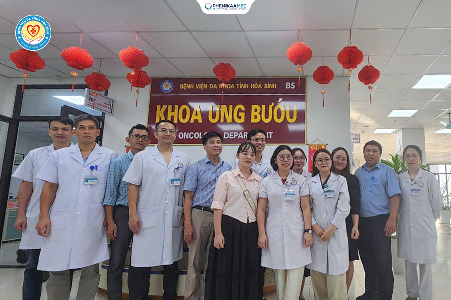  Bệnh viện Đại học Phenikaa và Bệnh viện Đa khoa Hòa Bình tăng cường hợp tác chuyên môn trong lĩnh vực ung bướu