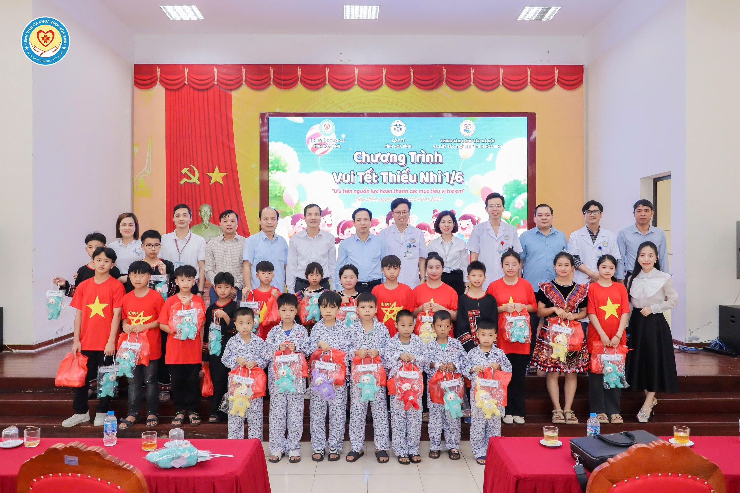  Tết Thiếu Nhi Ý Nghĩa Tại Bệnh Viện Đa Khoa Tỉnh Hòa Bình