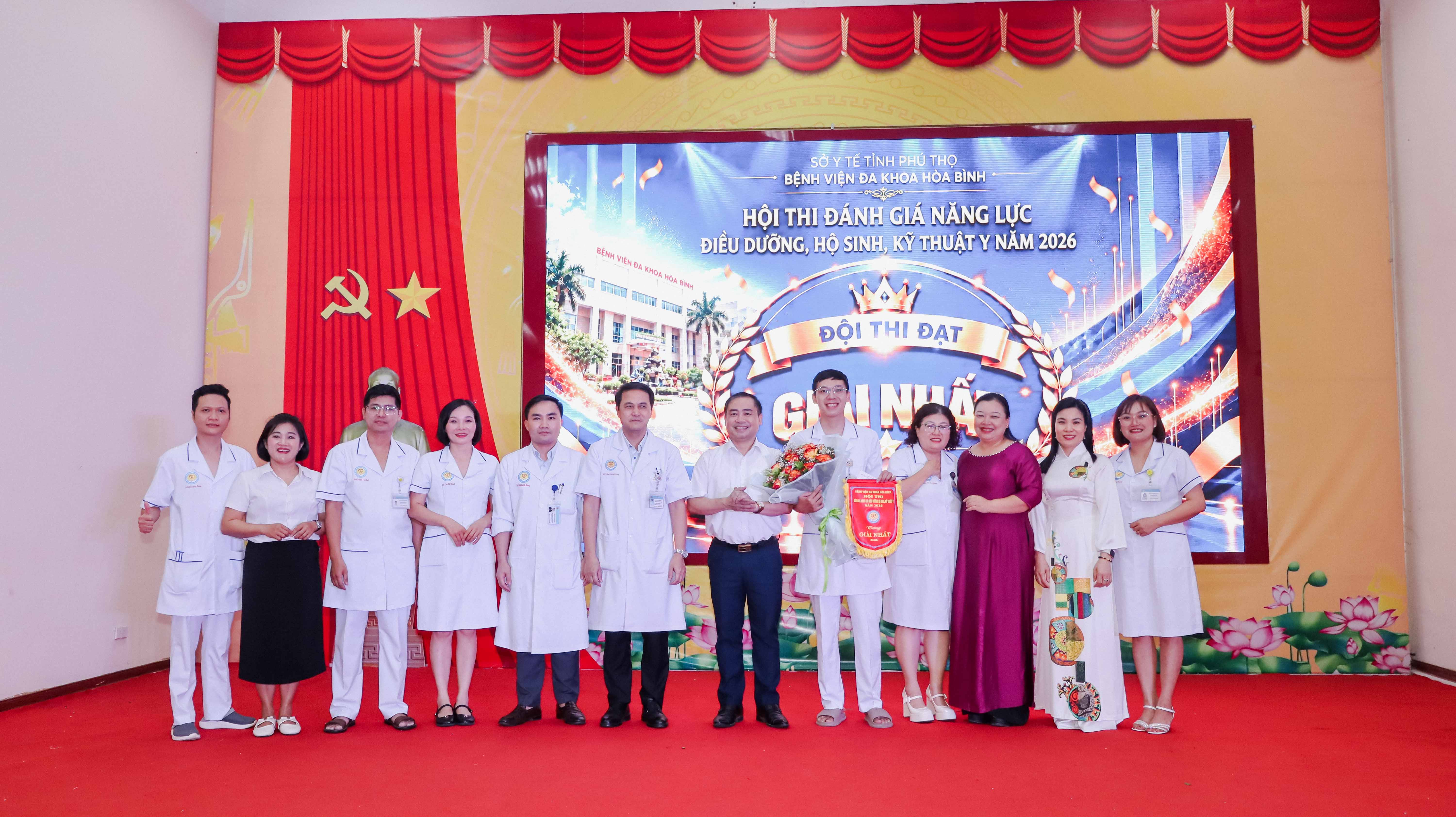  Bệnh viện Đa khoa Hòa Bình long trọng tổ chức kỷ niệm Ngày Điều dưỡng Việt Nam và Chung kết Hội thi đánh giá năng lực DD, HS, KTY năm 2026